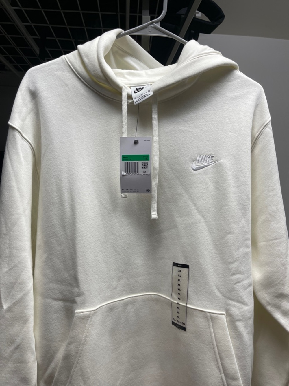 Nike Men’s Cream Pullover Hoodie with Embroidered Swoosh